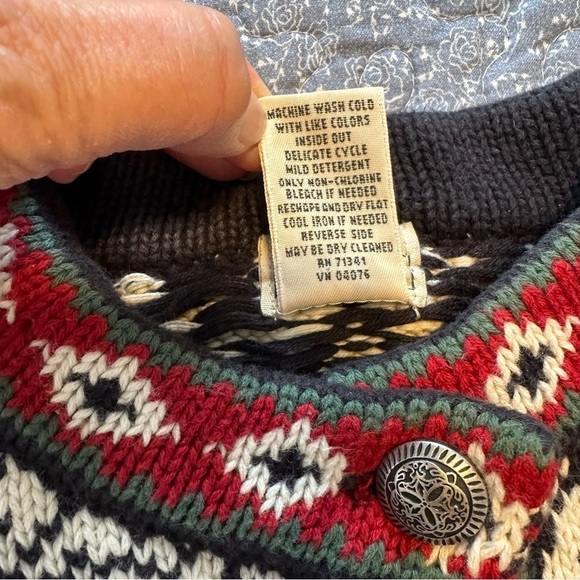 LL Bean Cardigan Wool Made in Australia Navy Cream & Red Aztec Vintage Size S/M - Picture 10 of 10